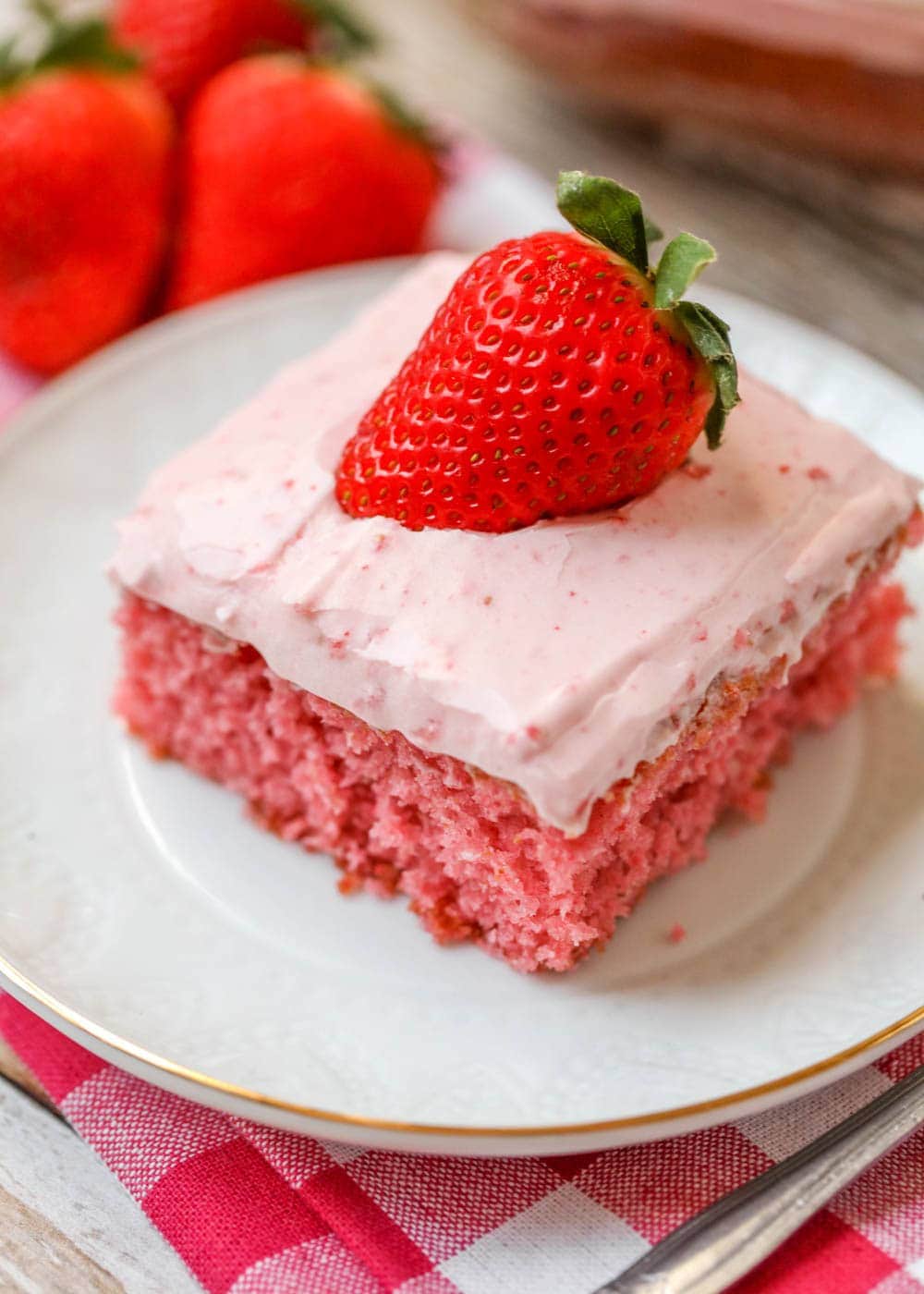strawberry sheet cake